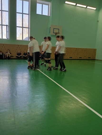 14 Марта состоялся товарищеский матч по волейболу между педагогами и обучающимися.
